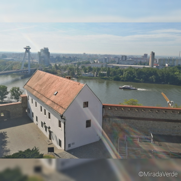 Blick auf die Donau von der Burg in Bratislava aus