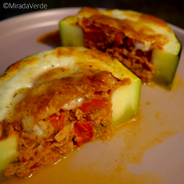 Zucchini mit Thunfisch-Tomatenfülle