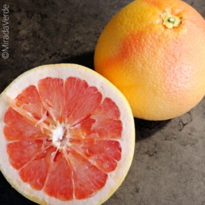 Grapefruit aufgeschnitten