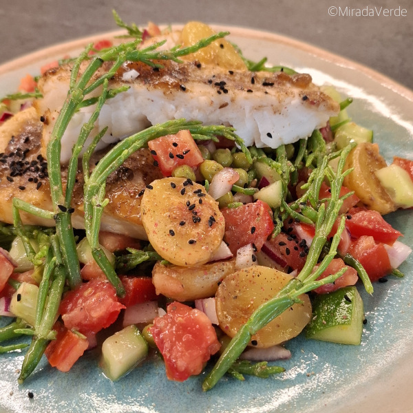 Kabeljau auf Meeresspargelsalat