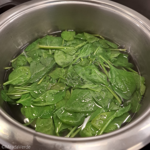 Spinat blanchieren