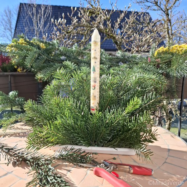 Adventkerzengesteck Tanne DIY