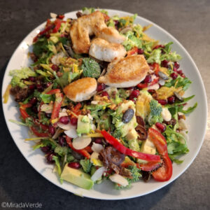 Brokkolisalat mit Huhn
