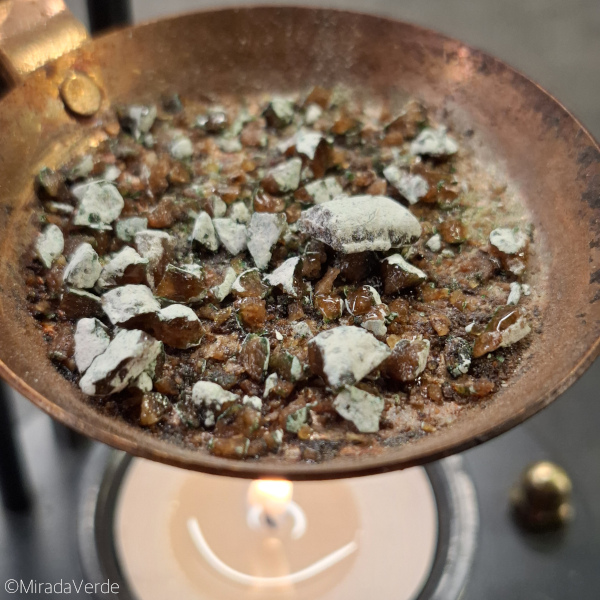 Griechischen Weihrauch Akazie räuchern