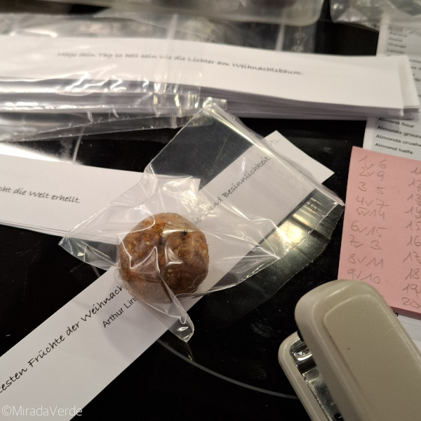 Energyball in Spruch wickeln