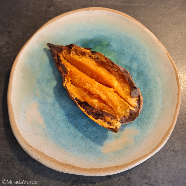 Süßkartoffelboot gebacken