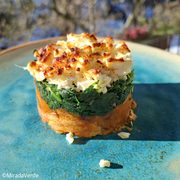 Süßkartoffel Spinat Feta Turm