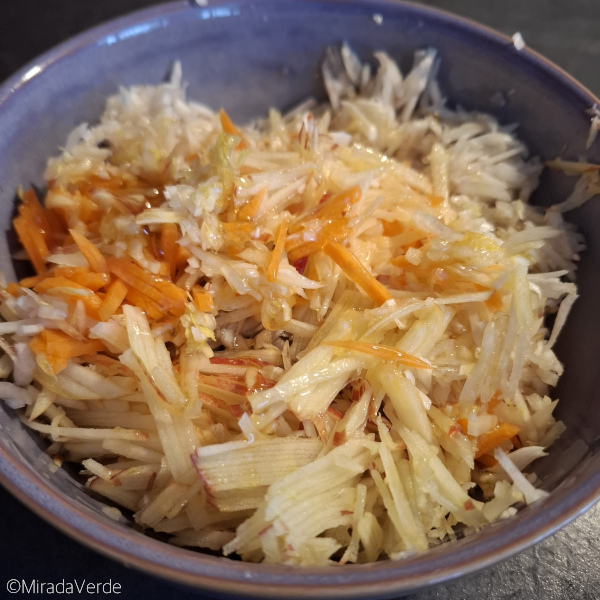 Apfel, Karotten, Sellerie, Topinambur, Chicoree, Orange Rohkost