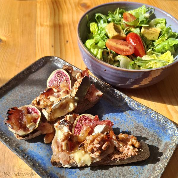 Feigen Camembert Prosciutto Toastie