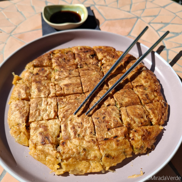 Kimchi Pfannkuchen Sojasauce Stäbchen